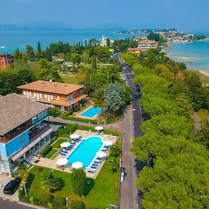 Hi Hotels Sirmione - Lakeview Pool מלון
