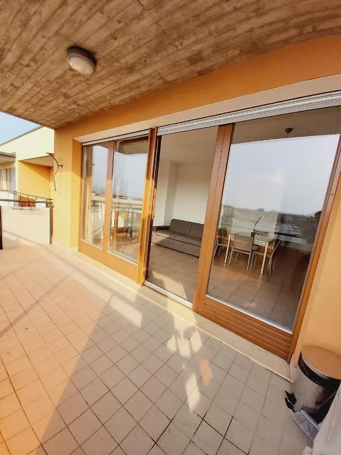 Apartment Gardappartamenti Benacus Sirmione Italy