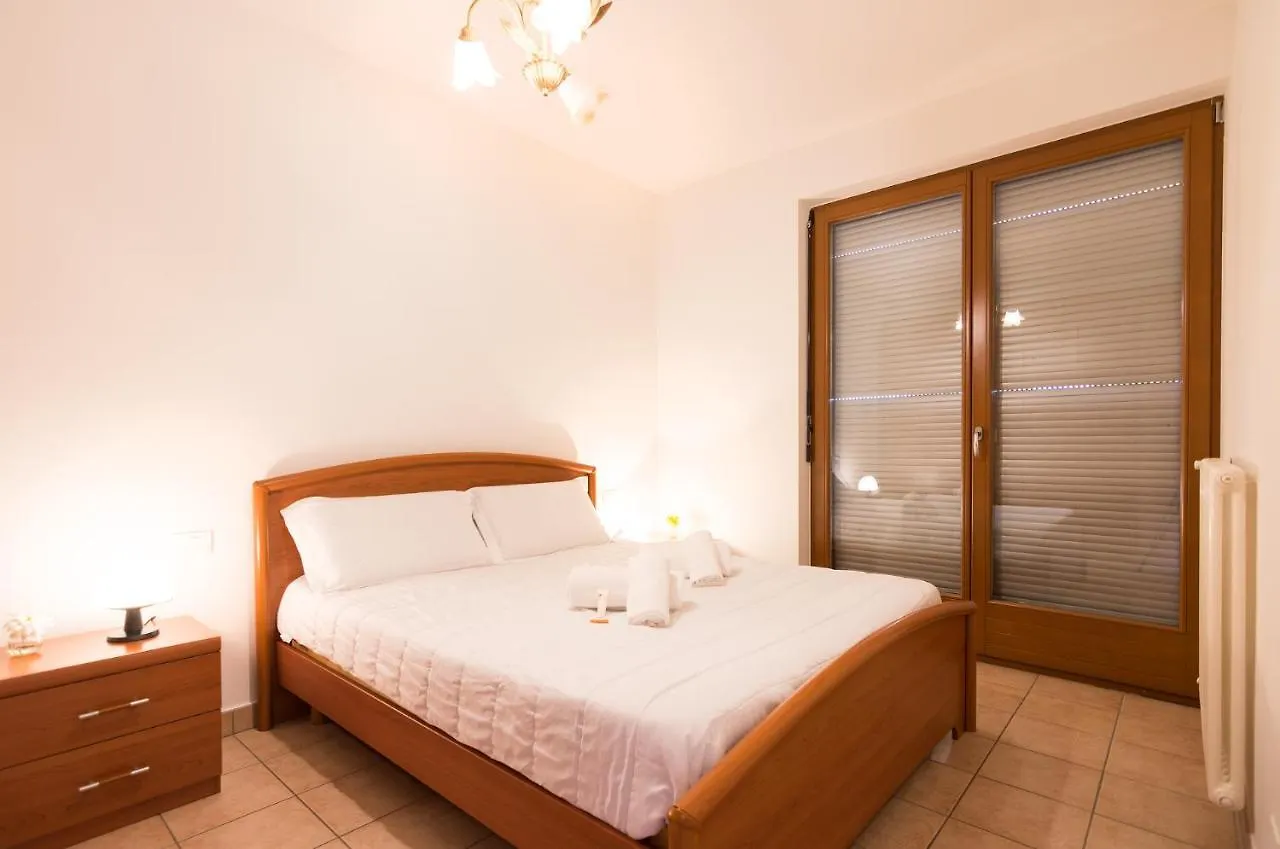 Apartment Gardappartamenti Benacus Sirmione Italy